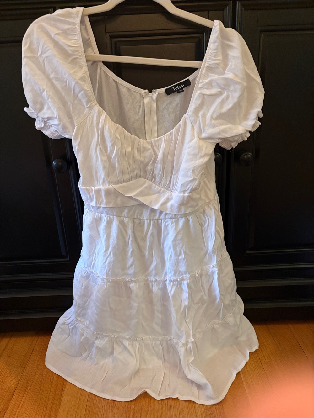Trixxi White Puff-Sleeve Tiered Mini Dress